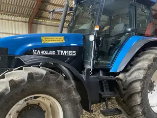 New Holland TM165