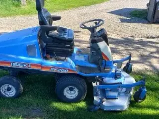 Iseki SF200 Højtgræsklipper