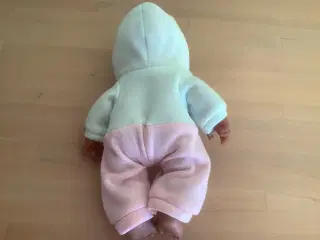  Sød lille baby dukke.