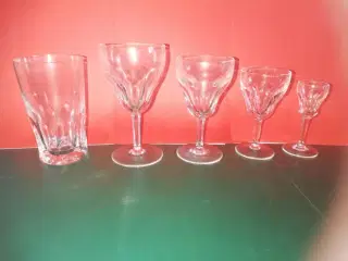 BERN Krystal Glas