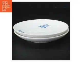 2 stk blå blomst underkopper fra Royal Copenhagen, 1.sortering (str. Diameter 14 cm)