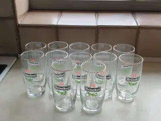 Øl glas Heineken 12stk ialt10kr