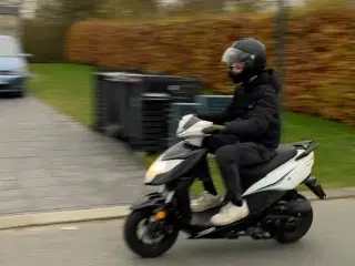 Scooter VGA lille knallert 30 km