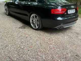 Audi s5 4.2 v8 quattro-firehjulstræk 