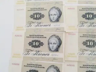 Ti Kroner. 24 STK 