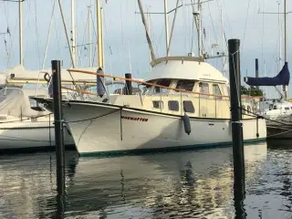 Motorbåd Starlett 34