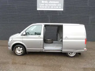 VW Transporter Kort 2,0 TDI BMT 4Motion DSG 199HK Van 7g Aut.