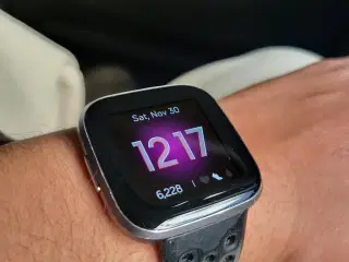 Fitbit versa 2