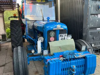 Fordson major super SIX