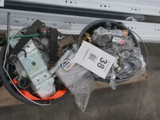 2 spande fittings