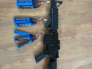 M4 sælges