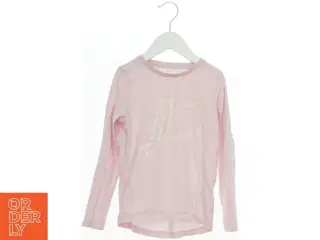 Langærmet lyserød bluse fra Name It (str. 122)