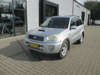 Toyota RAV4 2,0 D-4D 4x4 116HK Van