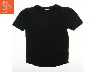 Sort T-shirt med korte ærmer fra Name It (str. 134)
