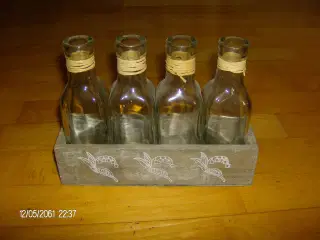 Trækasse med 4 flasker 