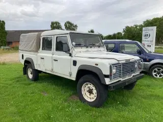 Land Rover Defender 2,5 122HK DobKab