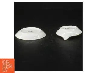 Porcelænsaskebæger og lille tallerken fra B&G (str. 10 cm. 8,5 cm)