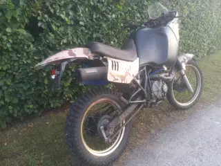 Suzuki DR 500 S