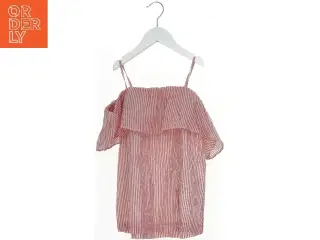Strippet sommerbluse fra Little Remix (str. 152)
