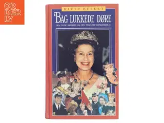 Bag lukkede døre : den fulde sandhed om den engelske kongefamilie af Kitty Kelley (Bog)