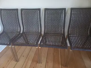 4 spisebordsstole, 4 stole samlet