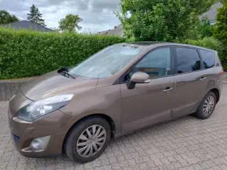 Renault  grand senic