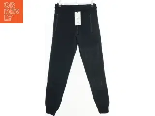Sort træningsbukser med lynlås lommer fra Decodass (str. 152)