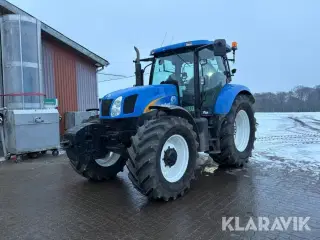 Traktor New Holland TS135A