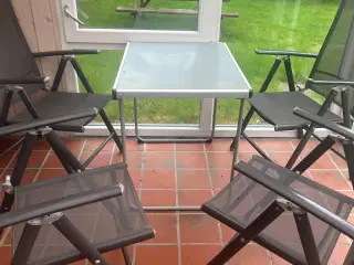 4 havestole og campingbord 