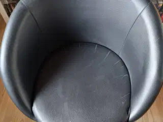 2 sorte Skruvsta skrivebordsstole