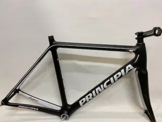 Principia carbon ramme