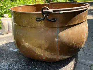 Kobberspand med patina 