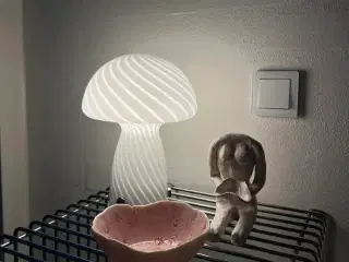 "Restsalg" Mushroom bordlampe - hvid