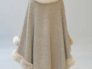 Slag af alpacauld med ræv