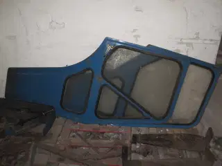 2 stk. døre til Ford hus