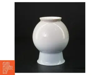 Porcelænsvase med vinterlandskab