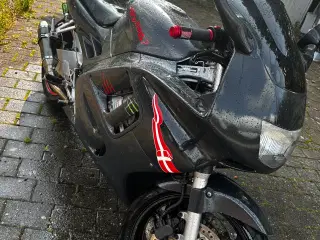 honda cbr 600f3