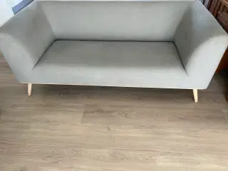 "Land" sofa 2 1/2 