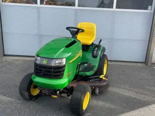 John Deere L120