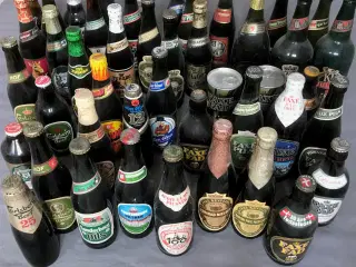 Samling af 34 ølflasker og -dåser - oftest uåbnede