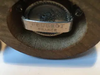 Salt og peber sær i teak