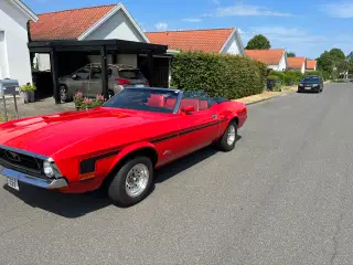 Mustang V8 302 sælges 