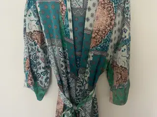 Flot kimono str. XL