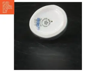 Lille porcelænsfigur med frø på sten 507 Royal Copenhagen (str.  4x4 cm)