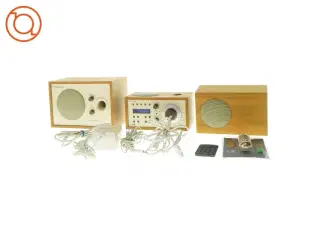 Stereoanlæg, Model One BT Beige Classic Walnut med DAB radio og højtaler og bas (str. 22x14x12 Og 22x14x12 Og 25x17x17 cm)