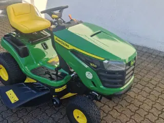 John deere X107