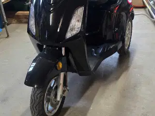 Elscooter som ny