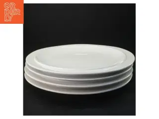 4 hvide tallerkener(str. Ø 26 cm)