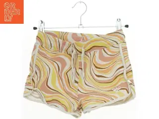 Farverige shorts fra Hummel (str. 128)