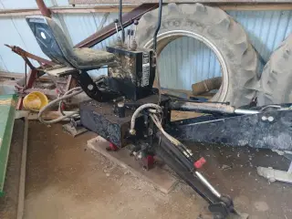 Kellfri Gravearm til traktor